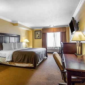 Quality Inn & Suites Bell Gardens-Los Angeles